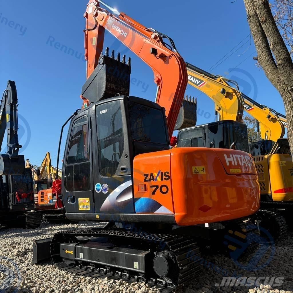Hitachi ZX70 Mini bagri <7t