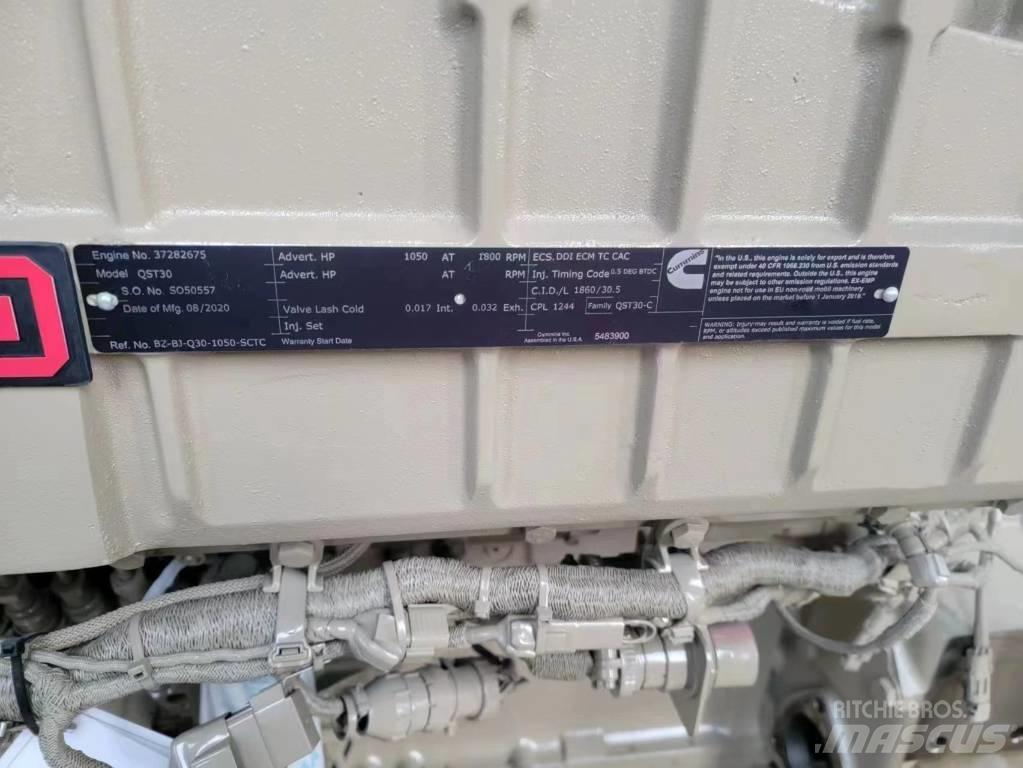 Cummins QST30 Motorji