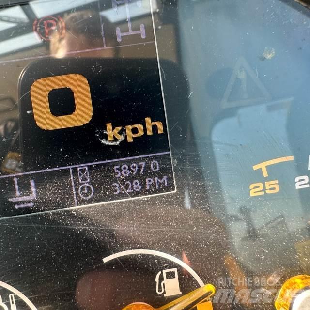 JCB 540-140 Teleskopski viličarji