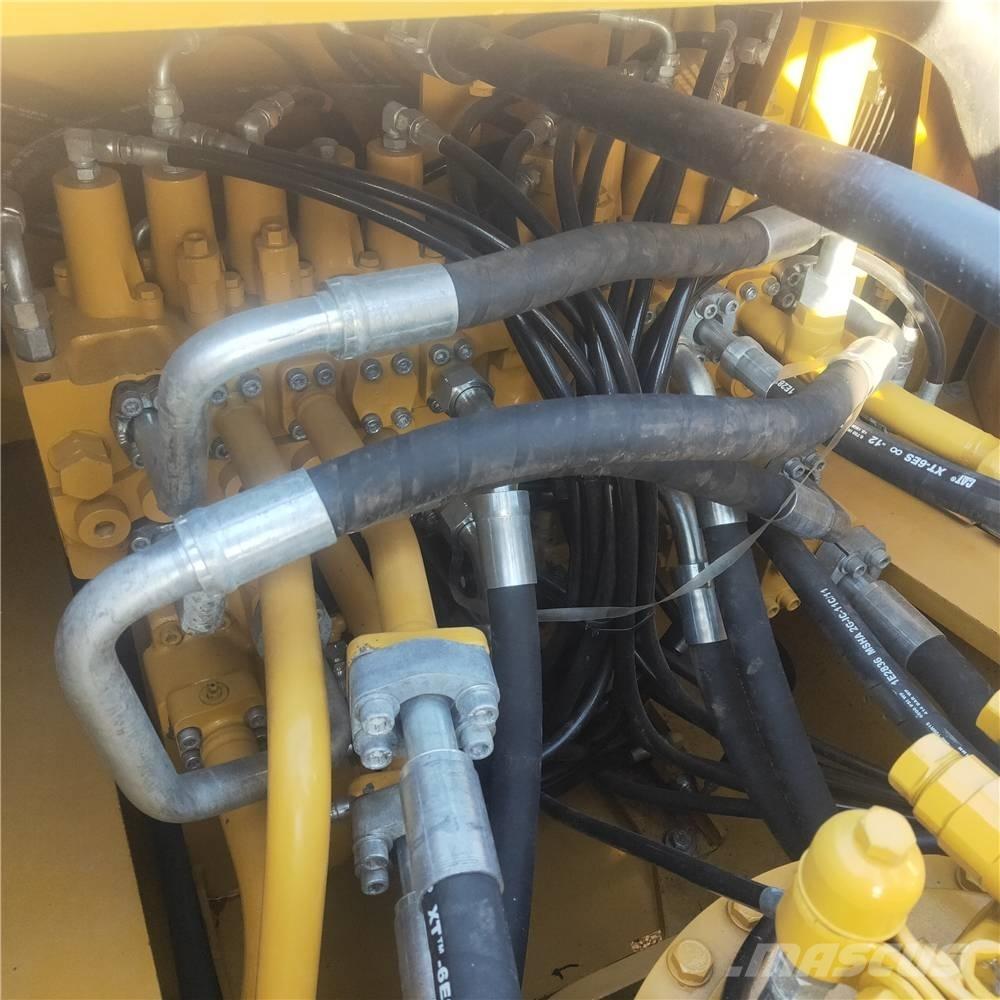 CAT 340D2 Bagri goseničarji