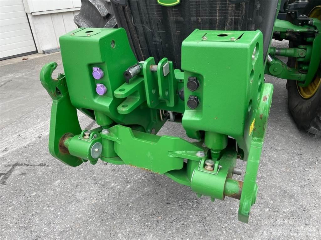 John Deere 8270R Traktorji