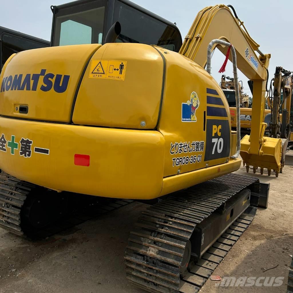 Komatsu 70-8 Bagri goseničarji
