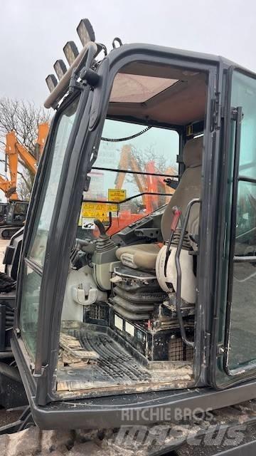 Hitachi ZX 85 Bagri goseničarji