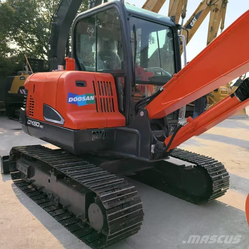 Doosan DX 60-9 C Bagri goseničarji