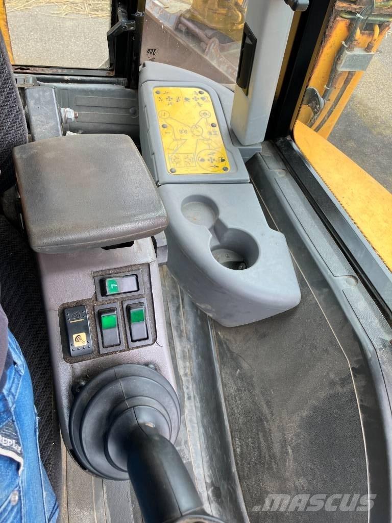 JCB 4 CX Rovokopači