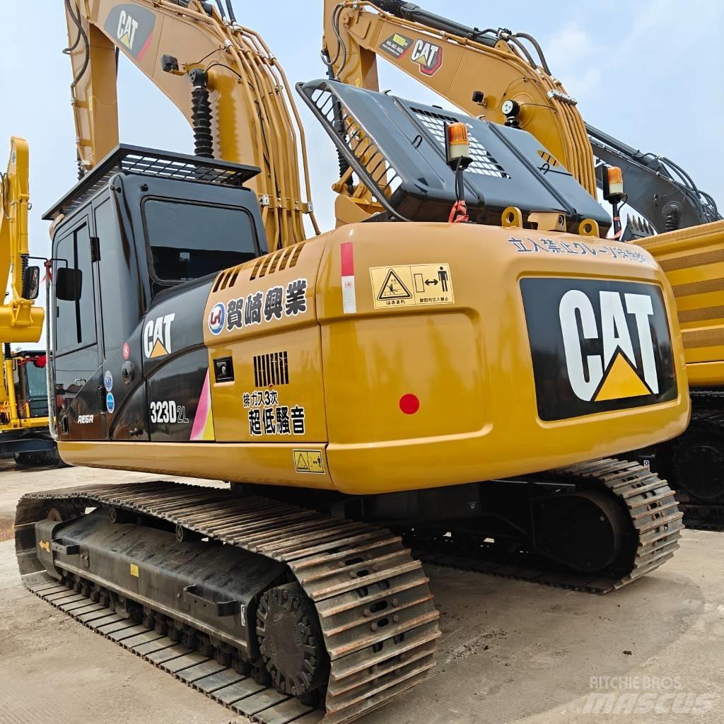 CAT 323 D L Bagri goseničarji