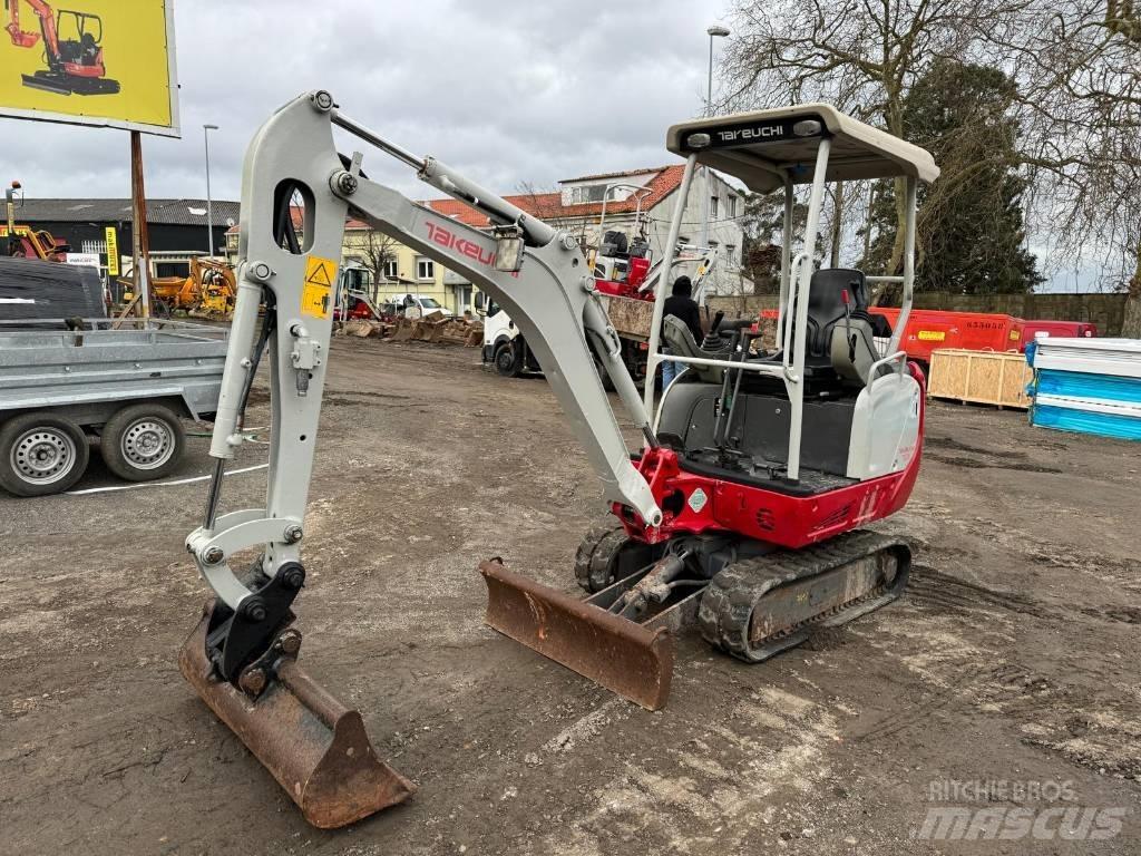 Takeuchi TB 216 Mini bagri <7t