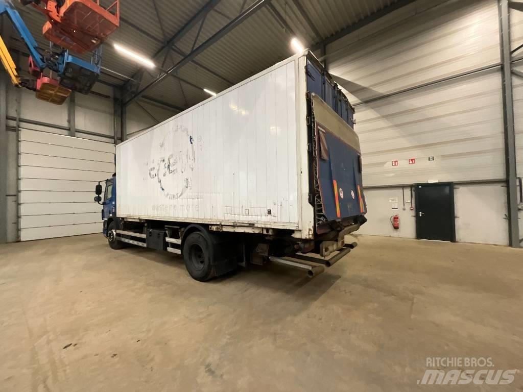 DAF CF 75.310 Tovornjaki zabojniki