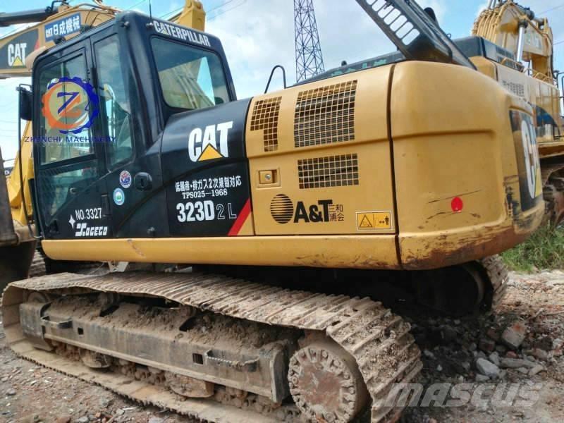 CAT 323 D L Bagri goseničarji