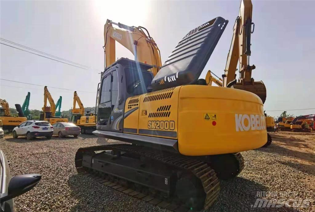 Kobelco SK 200-8 Bagri goseničarji