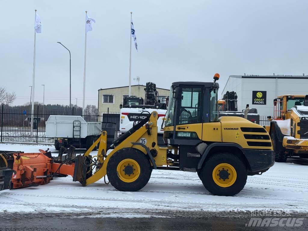 Yanmar V 120 Kolesni nakladalci