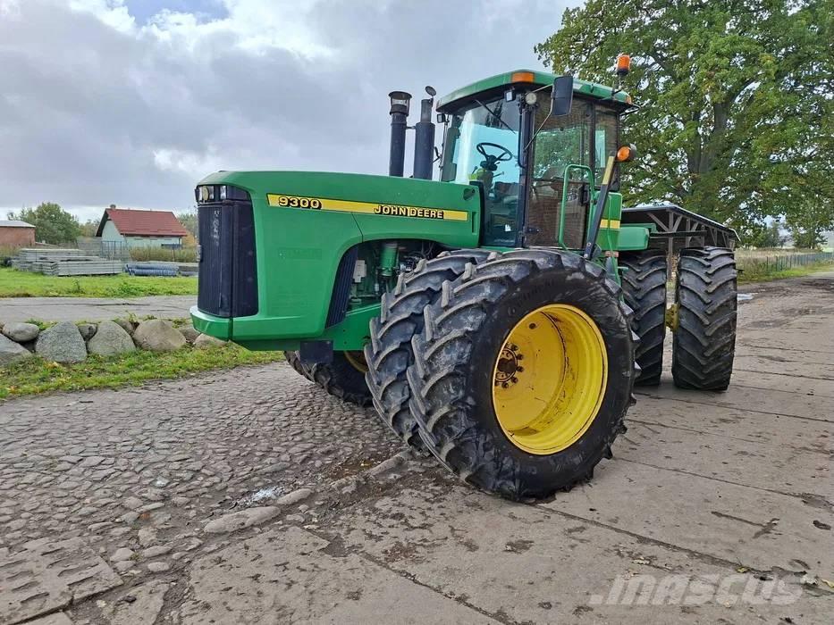 John Deere 9300 Traktorji
