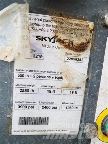 SkyJack SJ 3219 Škarjaste dvižne ploščadi