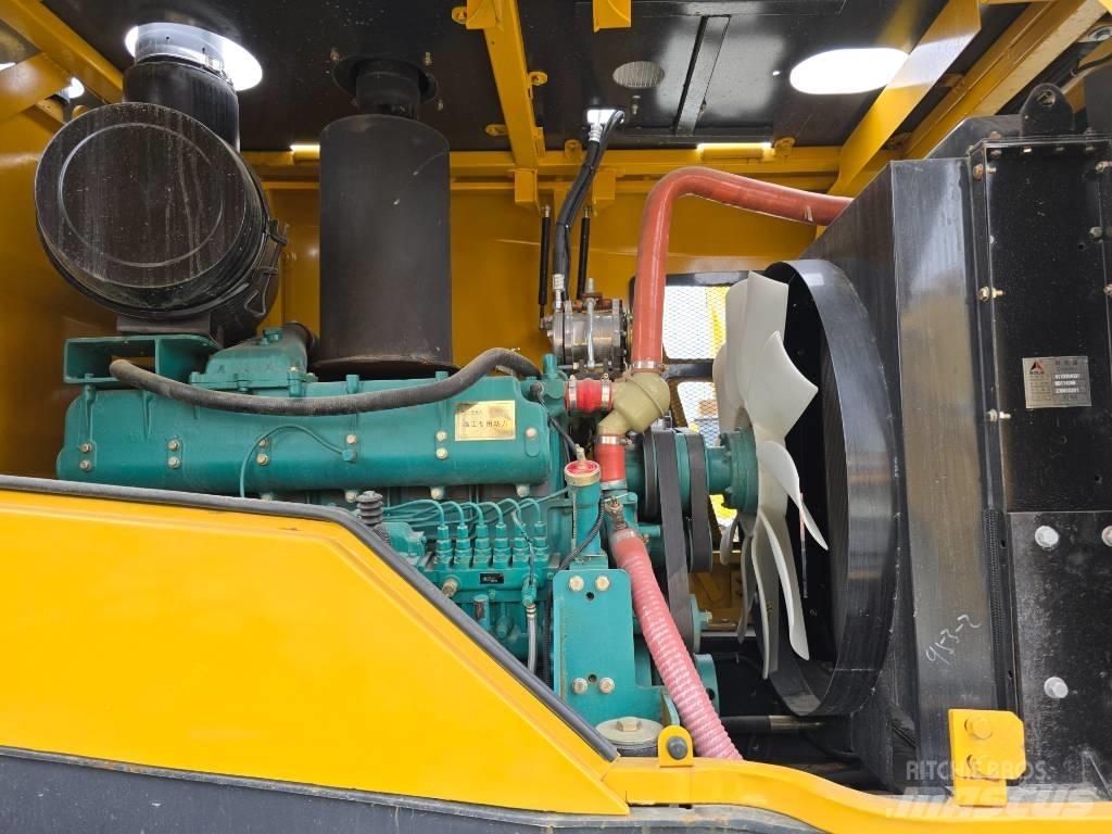 SDLG LG 956 F Kolesni nakladalci