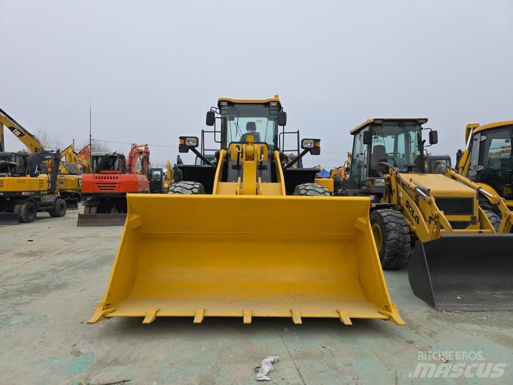 SDLG LG 956 F Kolesni nakladalci