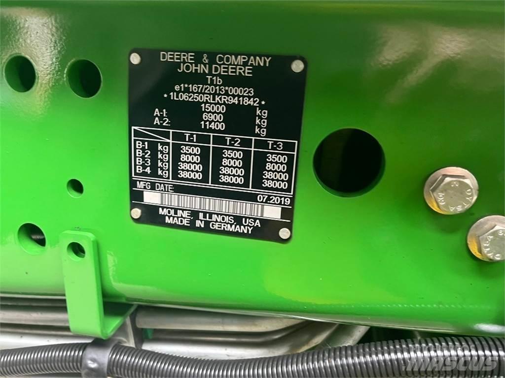 John Deere 6250R Traktorji