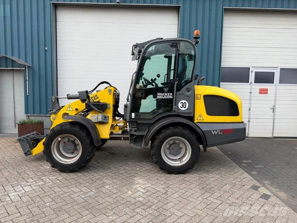 Wacker WL52 Kolesni nakladalci