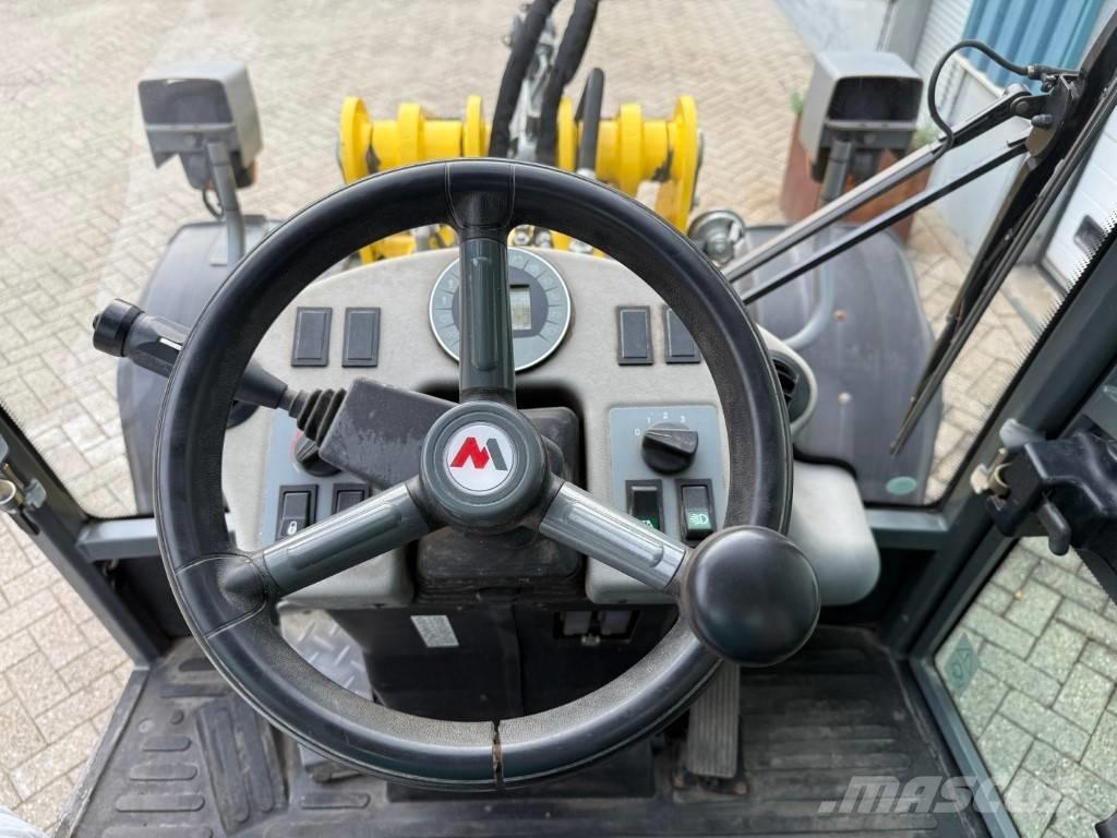 Wacker WL52 Kolesni nakladalci