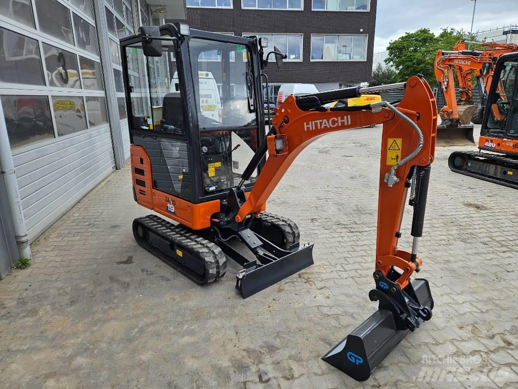 Hitachi ZX19-6 Mini bagri <7t