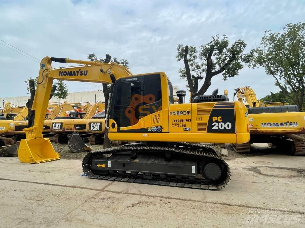 Komatsu PC 200 Bagri goseničarji