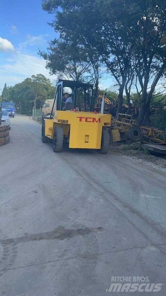 TCM 15 Ton Dizelski viličarji