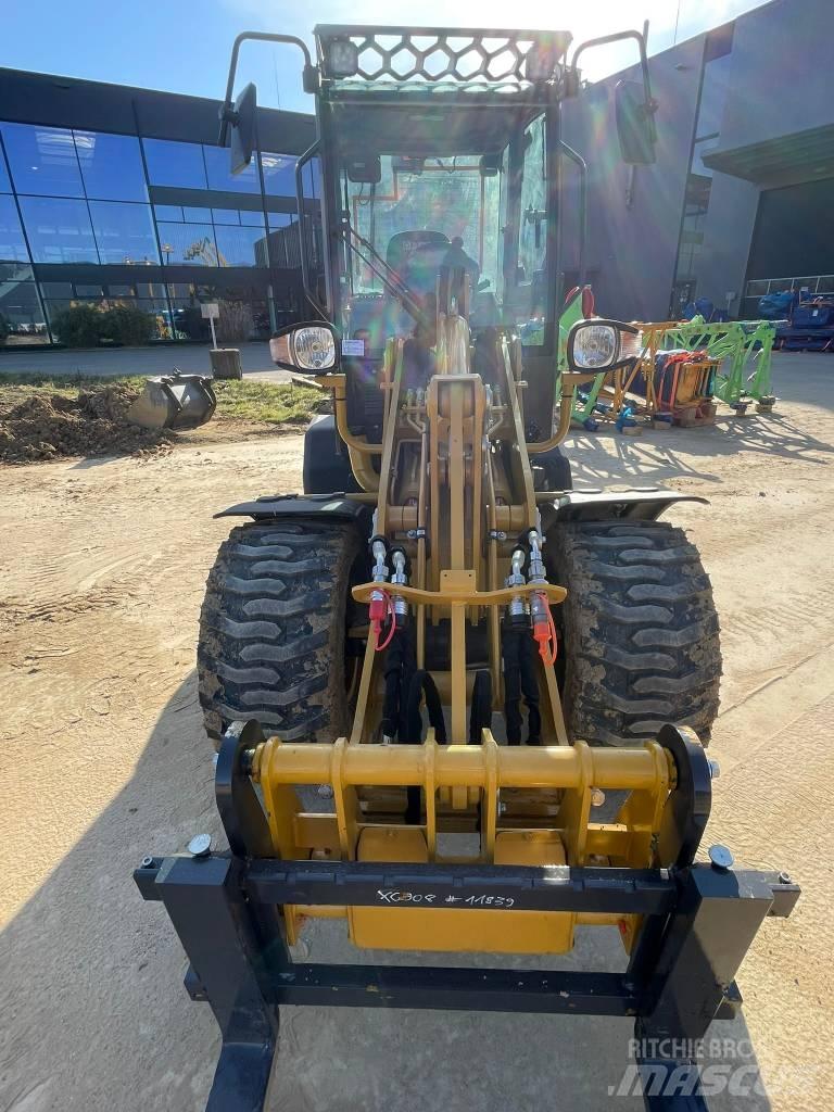 XCMG XC908 Skid steer mini nakladalci