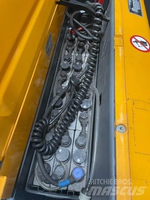 Jungheinrich EJC 112 Ročni električni viličar