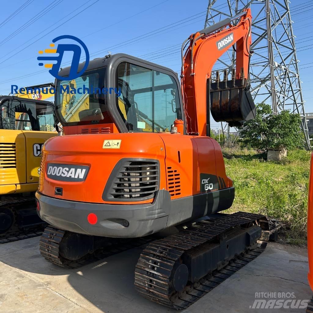Doosan DX 60 Bagri goseničarji