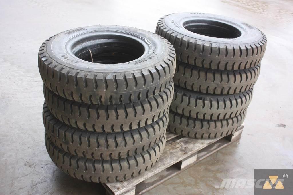  Onbekend 7.00-16LT Gume, kolesa in platišča