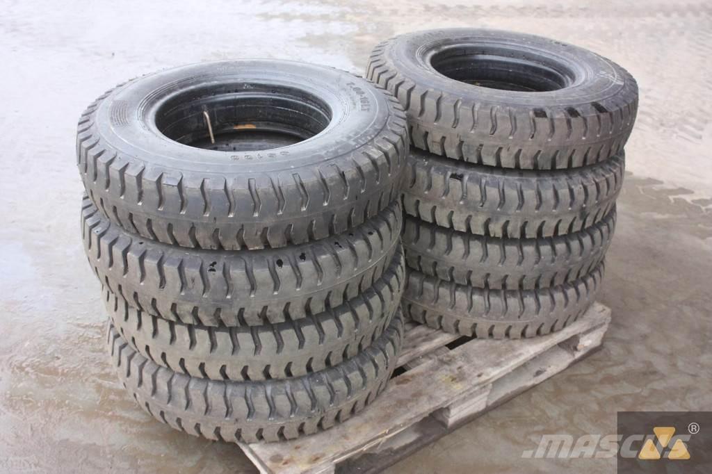  Onbekend 7.00-16LT Gume, kolesa in platišča