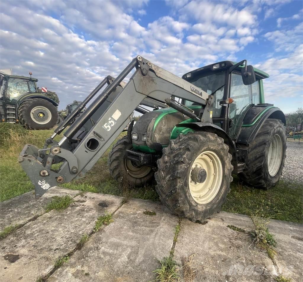Valtra N 141 H Traktorji