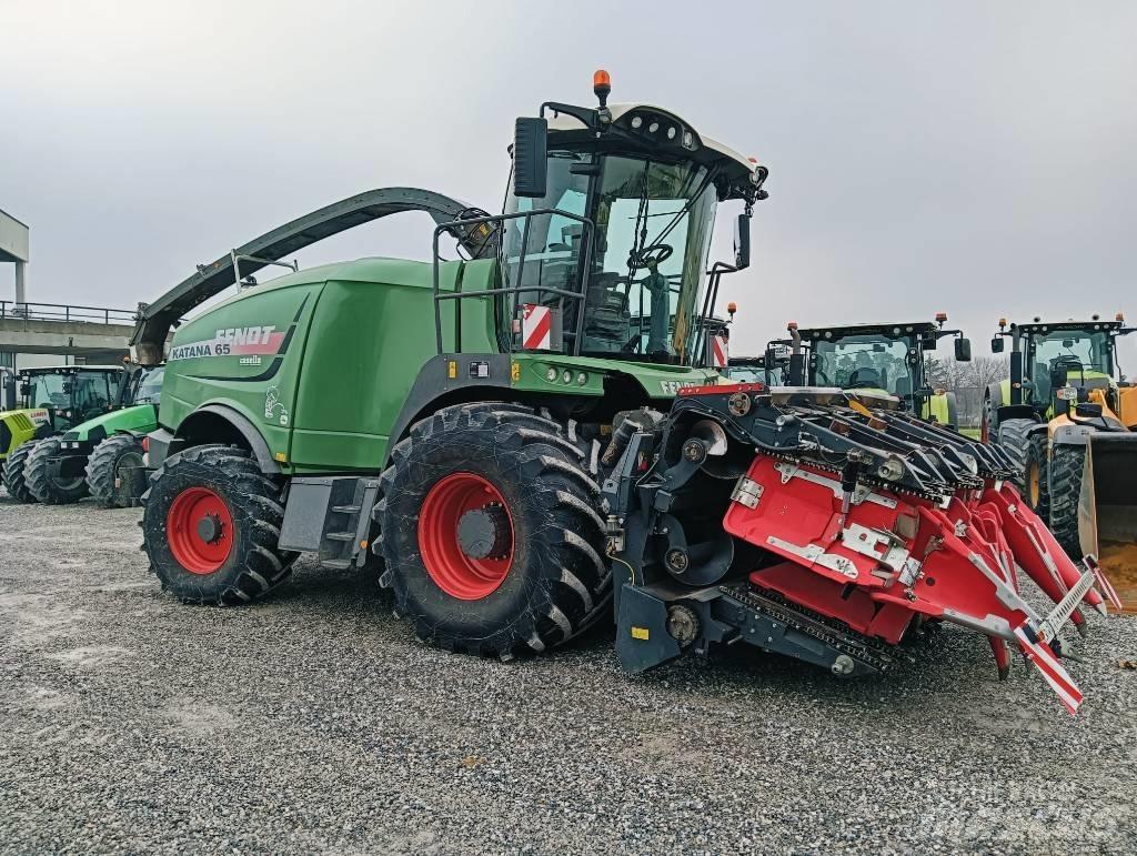 Fendt Katana 65 Stroji za krmo na lastni pogon