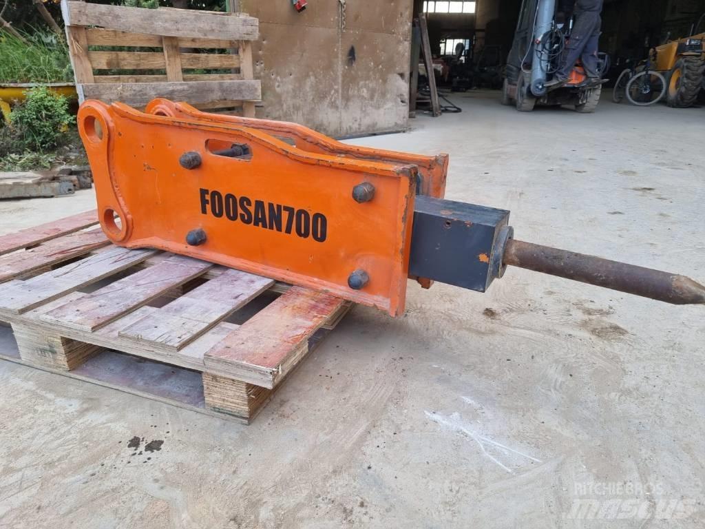  Foosan 700 Kladiva