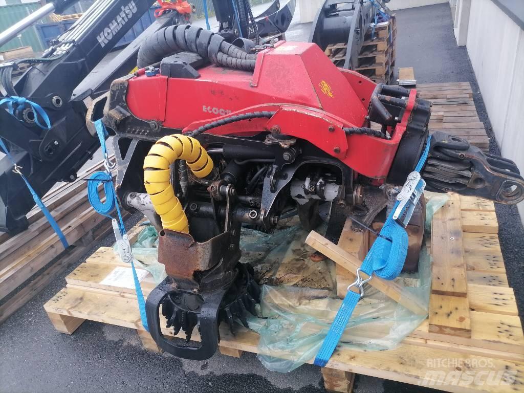 Komatsu C 124 Harvesterji