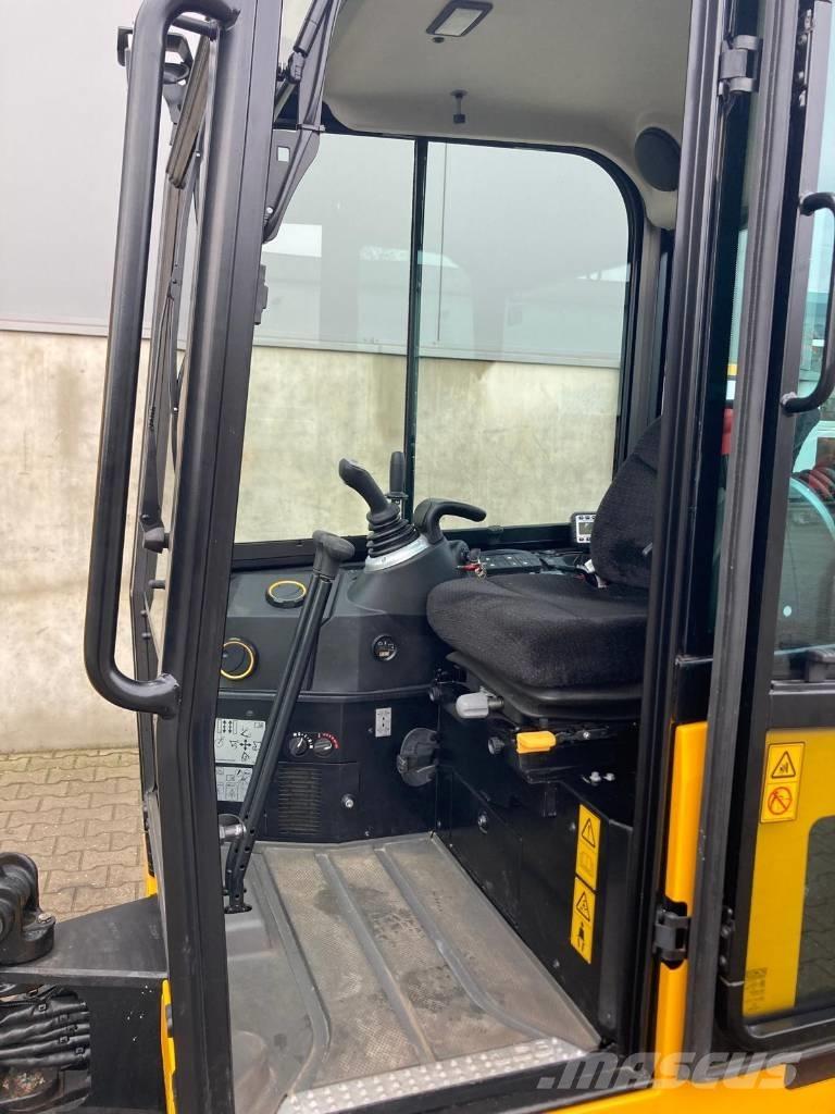 JCB 19 C-1 Mini bagri <7t