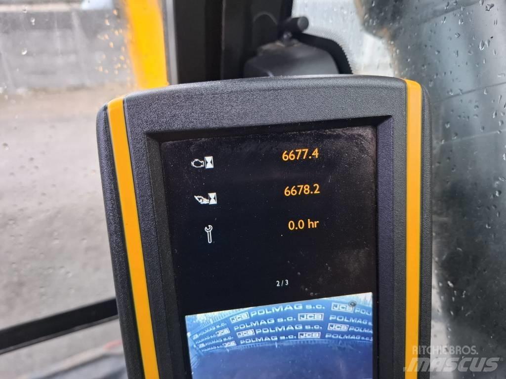 JCB JS 145 W Bagri na kolesih