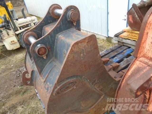 Komatsu PC 200 LC-8 Bagri goseničarji
