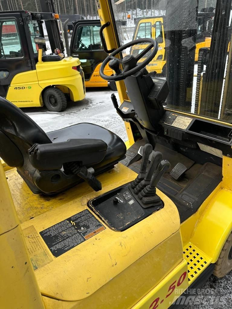 Hyster H2.50XM Plinski viličarji