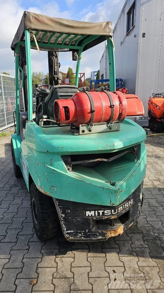 Mitsubishi FG 35 N Plinski viličarji