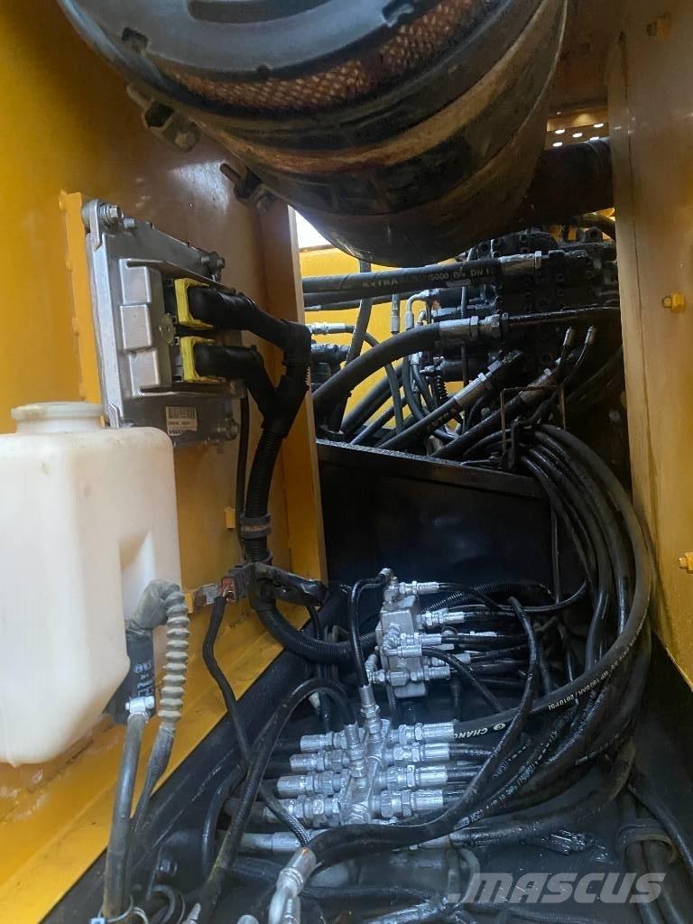 Volvo EC 210 B LC Bagri goseničarji