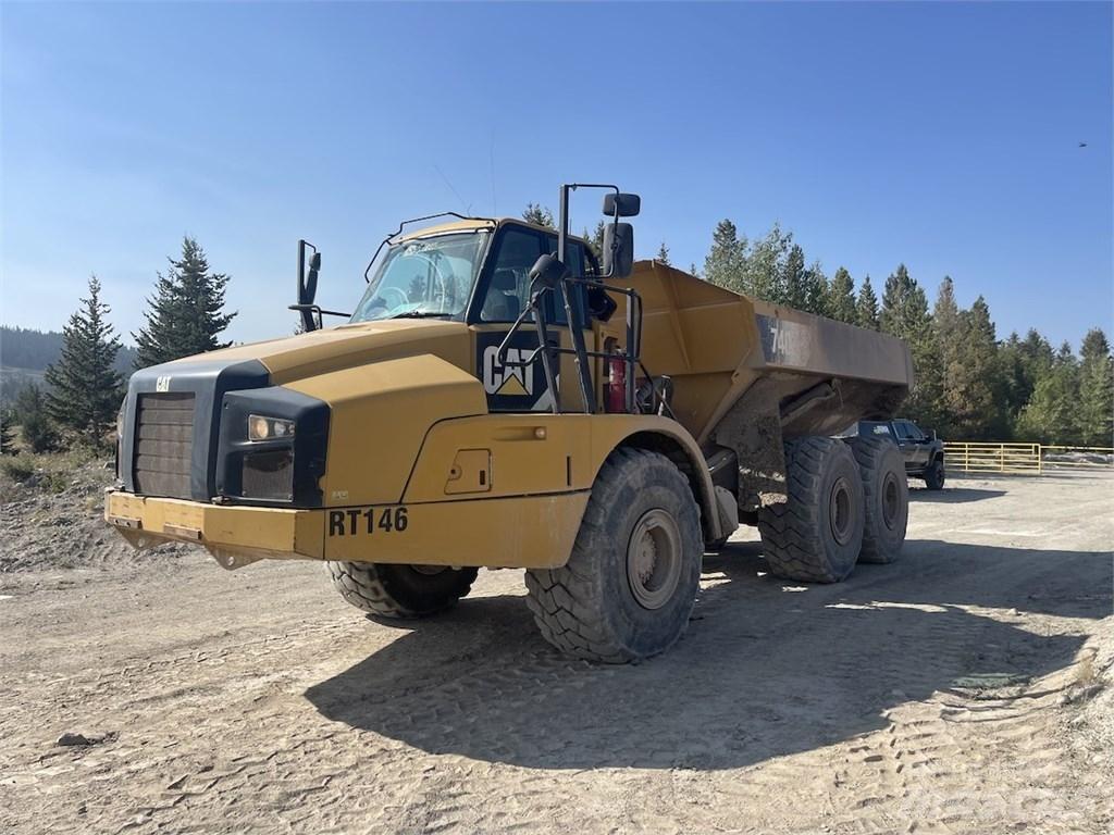 CAT 740B Zglobni demperji