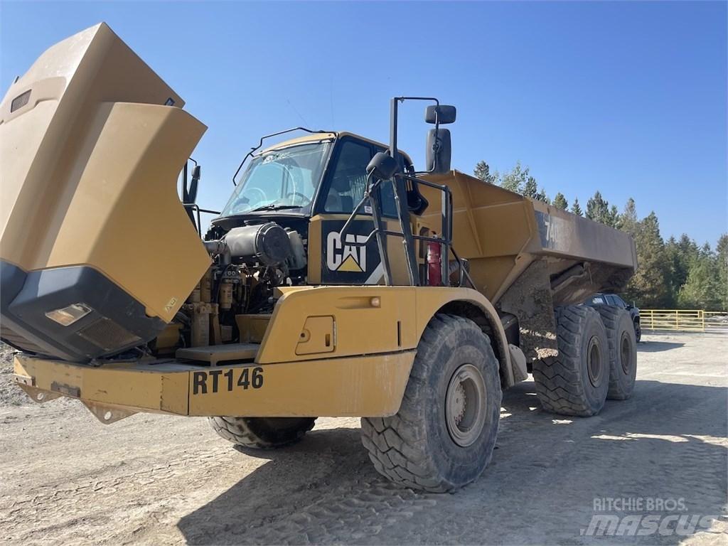 CAT 740B Zglobni demperji