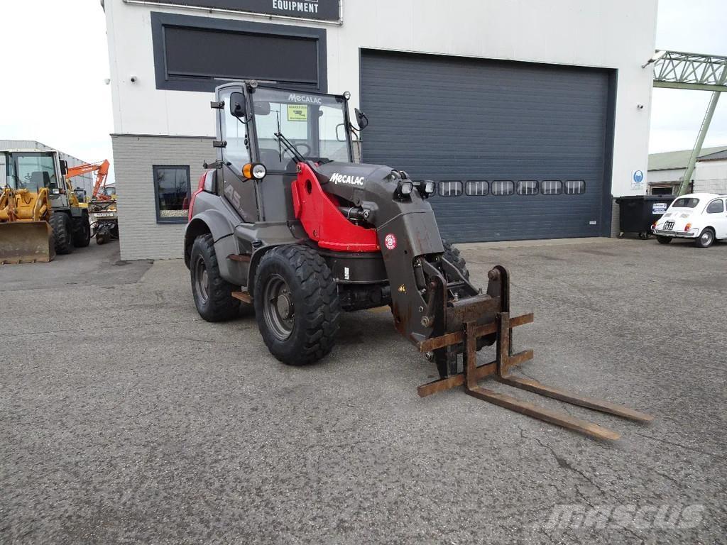 Mecalac AS700 Kolesni nakladalci