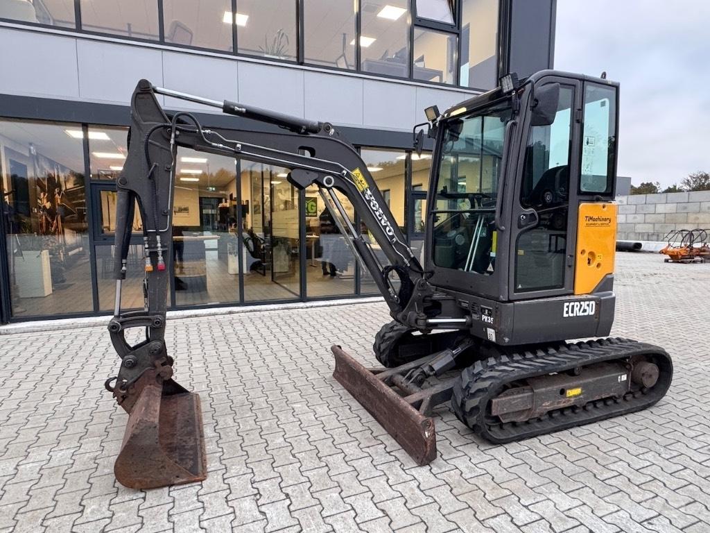 Volvo ECR 25 D Mini bagri <7t