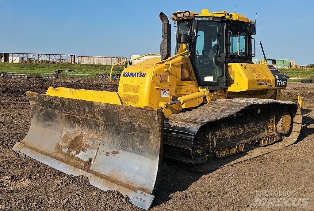 Komatsu D 71 PXI-24 Buldožerji goseničarji