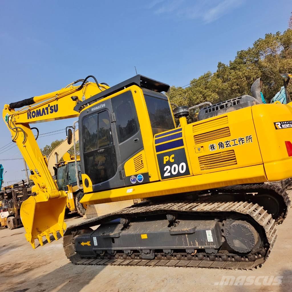 Komatsu PC 200 Bagri goseničarji