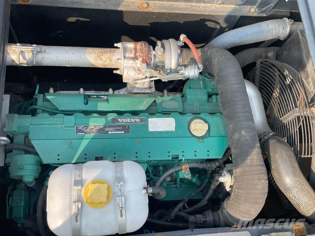 Volvo EC 210 Bagri goseničarji