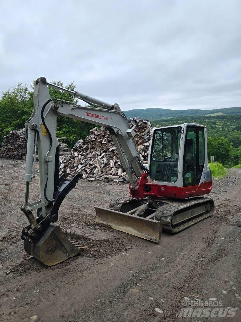 Takeuchi TB 250 Mini bagri <7t