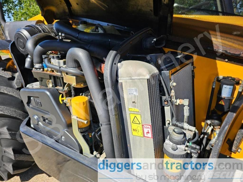 JCB 526-56 Agri Kmetijski teleskopski nakladalci