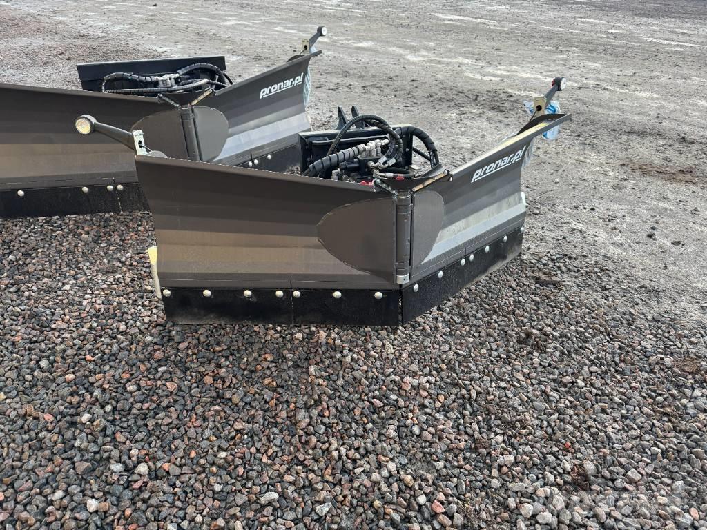 Pronar PUV 1800 M Snežne deske in plugi